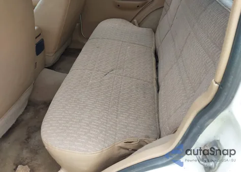 1998 Jeep Cherokee Classic/Sport z USA, uszkodzony, nr VIN 1J4FJ68SXWL243008